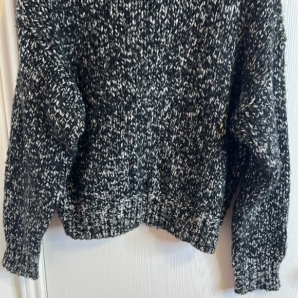 Zara Black/White Marled Chunky Sweater   Size Small - Picture 8 of 12